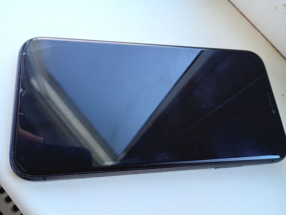 Айфон 11 сатылады