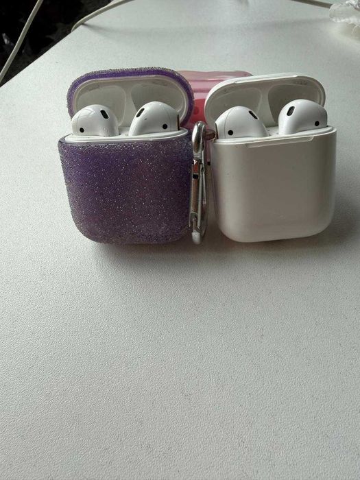 Наушники AirPods