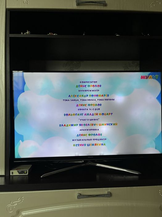 Смарт телевизор Самсунг б/у