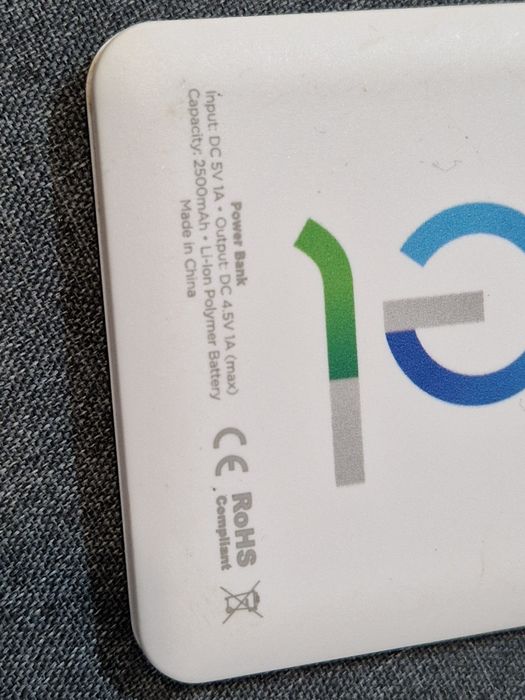 Baterie externa de urgenta 2500 mAh perfect funcționala