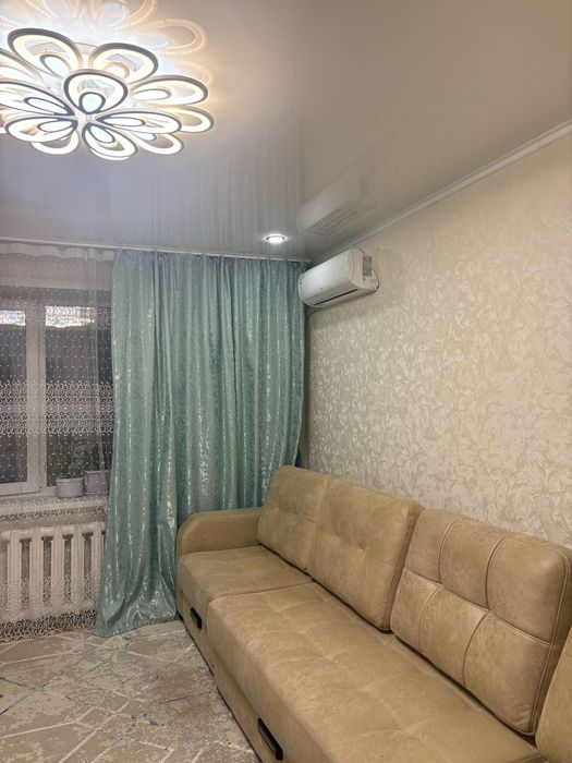 Продам 2 комн КВ. В центре города.