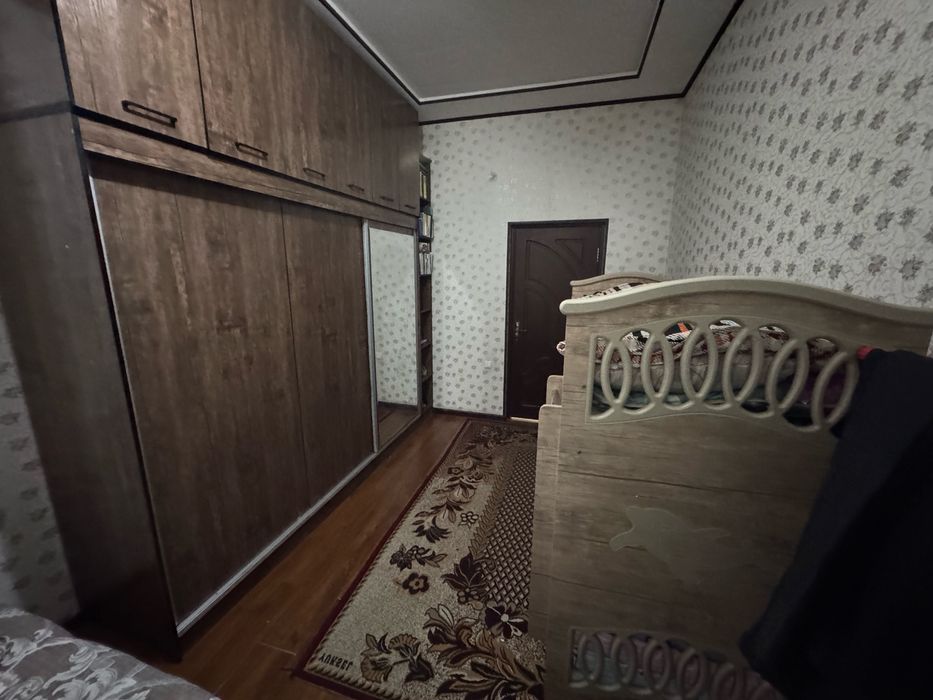 Vokzal cityda uy sotiladi