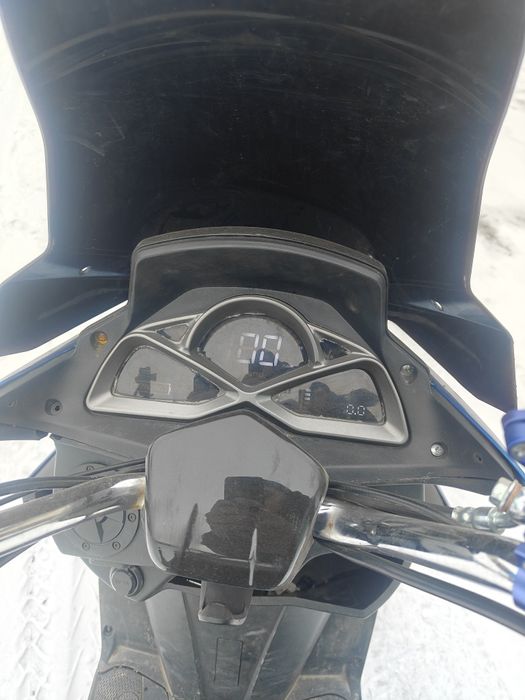 Продам скутер maxi