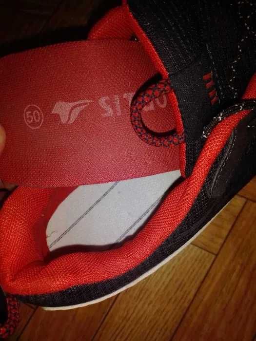 Кроссовки 50 Новые Неношеные!