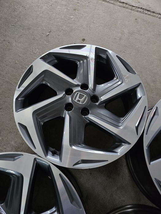 Джанти 19 / 5х114,3 - Honda CRV 5x114,3
