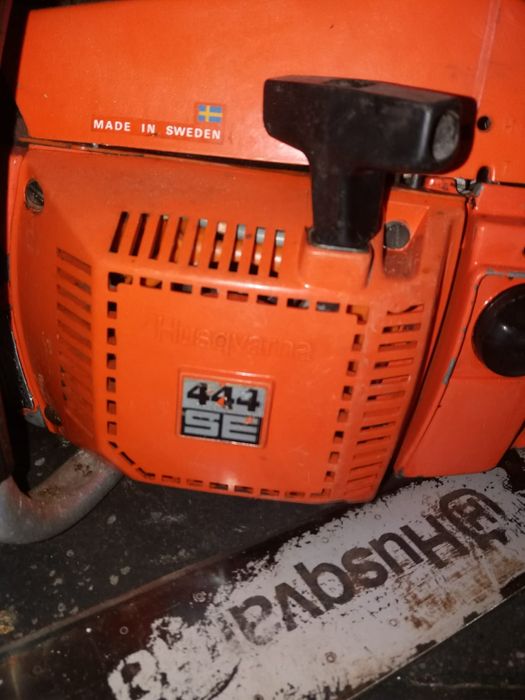 Husvarna 444 SE recent adusă în țară