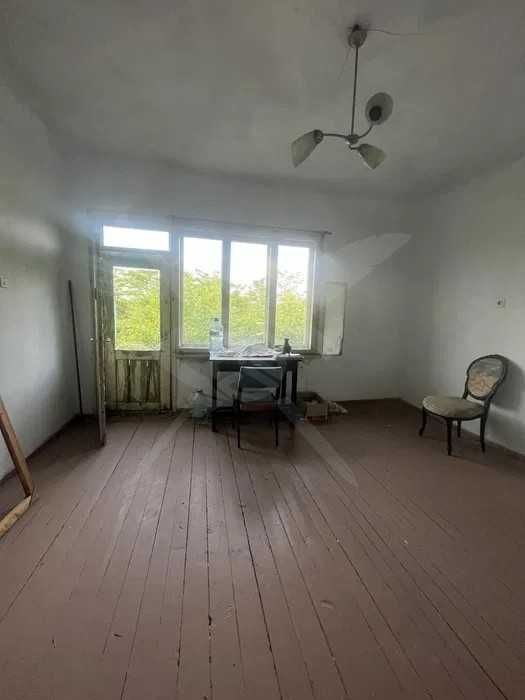 Продава се Къща в с. Гранит, Област Стара Загора - 400 кв.м за 105 €/кв.м - Снимка #7