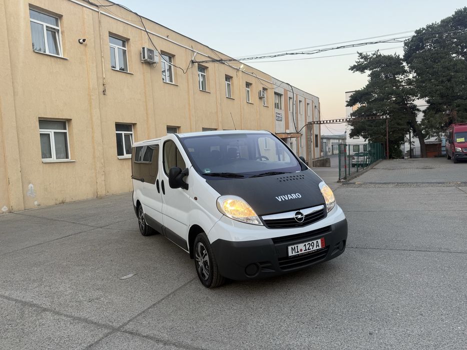 Opel vivaro 8+1 locuri 2014 euro 5