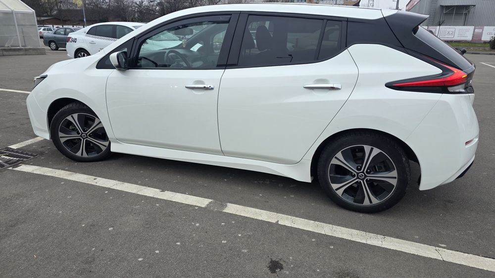 Vând Nissan Leaf  2019