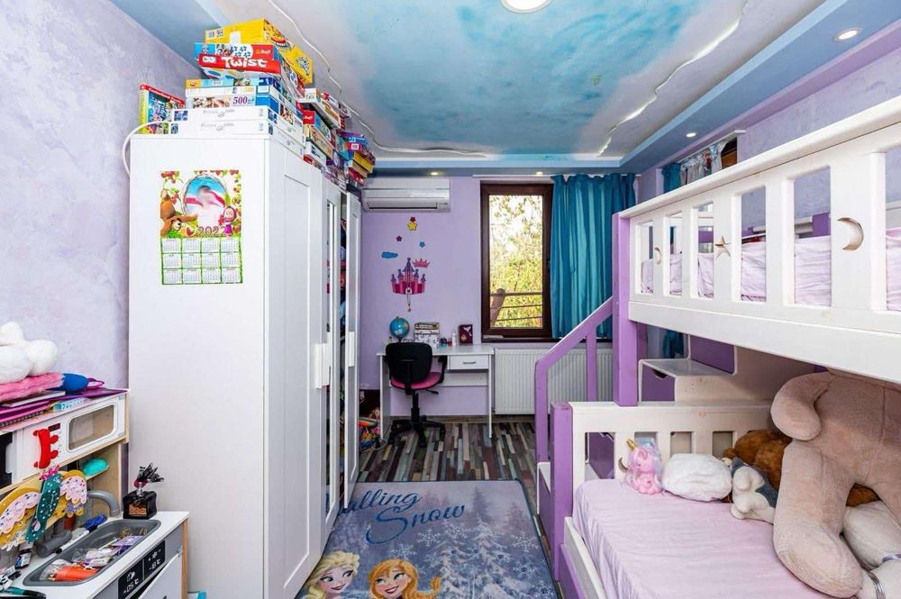 Тристаен апартамент под наем в жк. Остромила