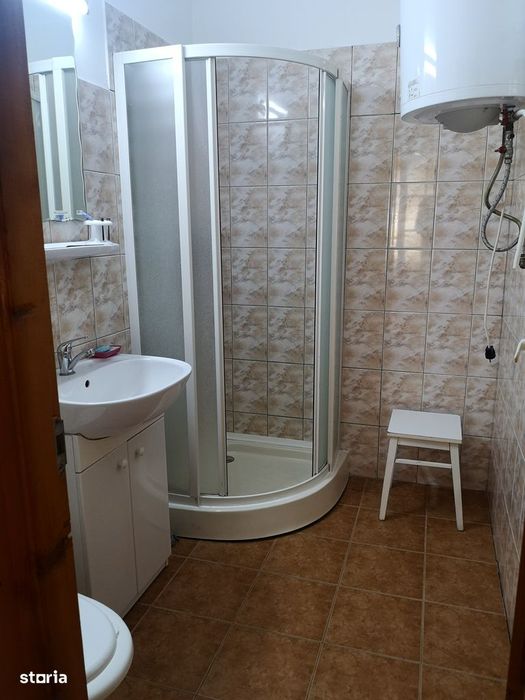 Vand casa lemn in sat Otvesti