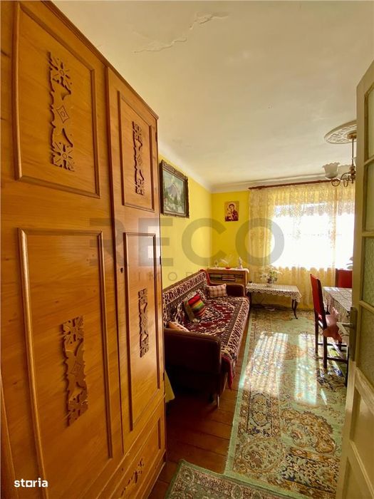 RECO Casa cu 3 camere in Rogerius