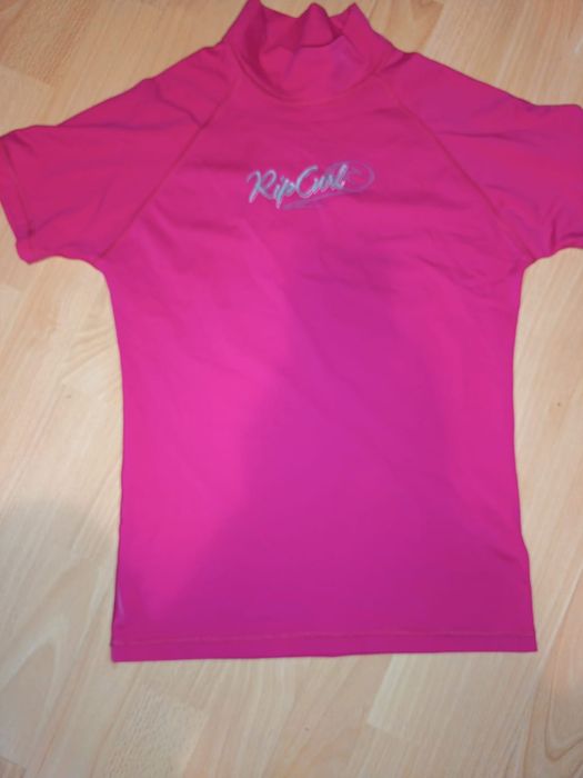 Tricou pentru înot