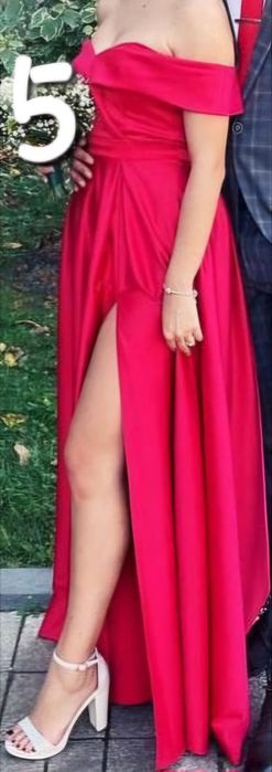 Vând rochii de ocazie