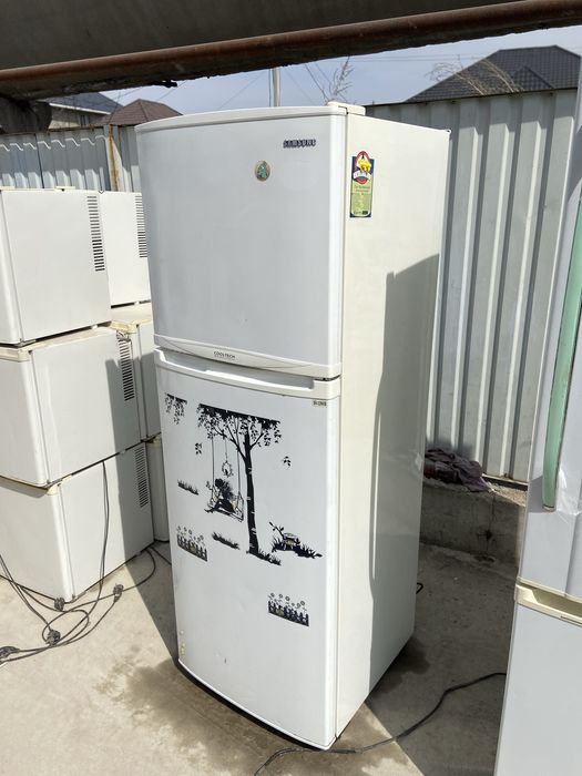 Холодильник бу доставка есть