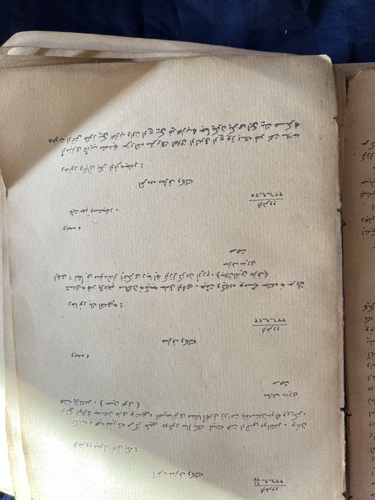 Книгата е свързана с Турската война за независимост 1919-1922Ататюрк