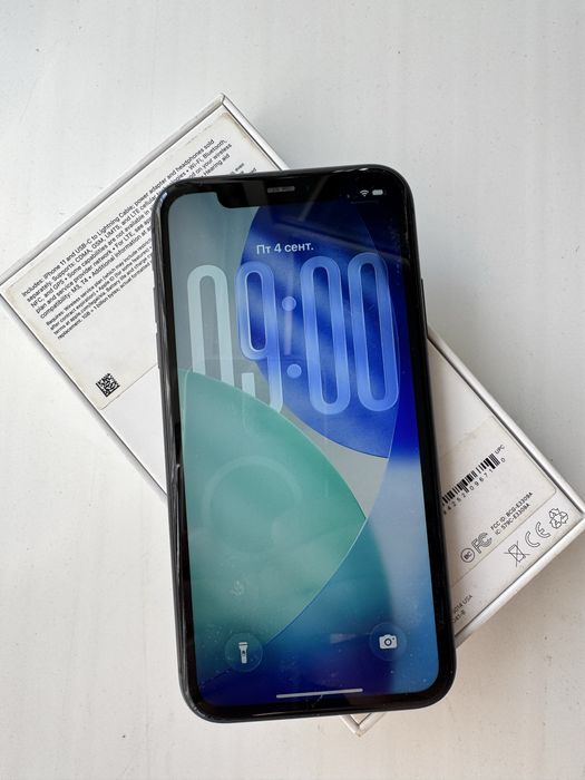 iPhone 11, 64 GB (Идеальная)