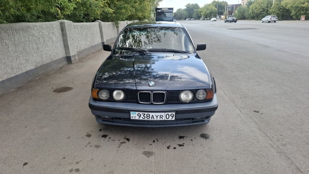 Продаю 520  BMW E34
