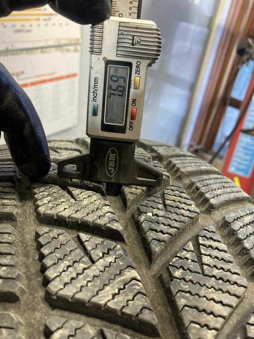 4бр Зимни гуми 215/55/16