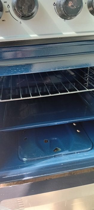 Газ плита одной электроники плитой