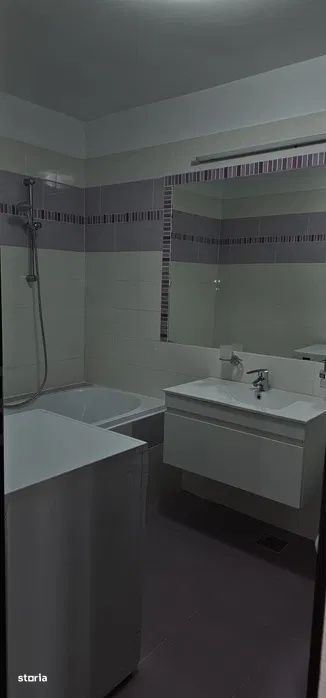 Apartament de vanzare 3 camere 67 mp zona Floresti Florilor