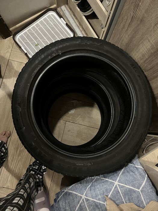 Шины 215/50/17 Бу все сезон пробег 40 тыясч