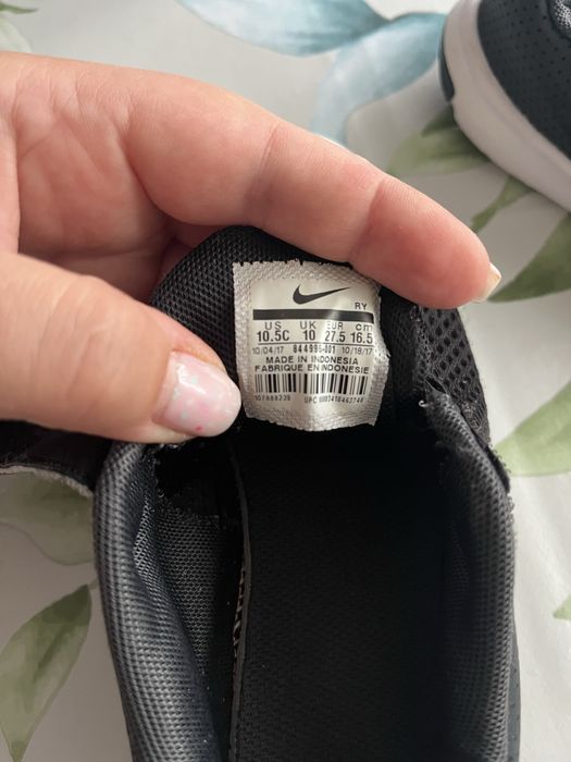 Маратонки за момче Nike