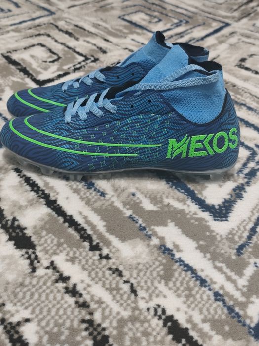 Mekos futbal butsa