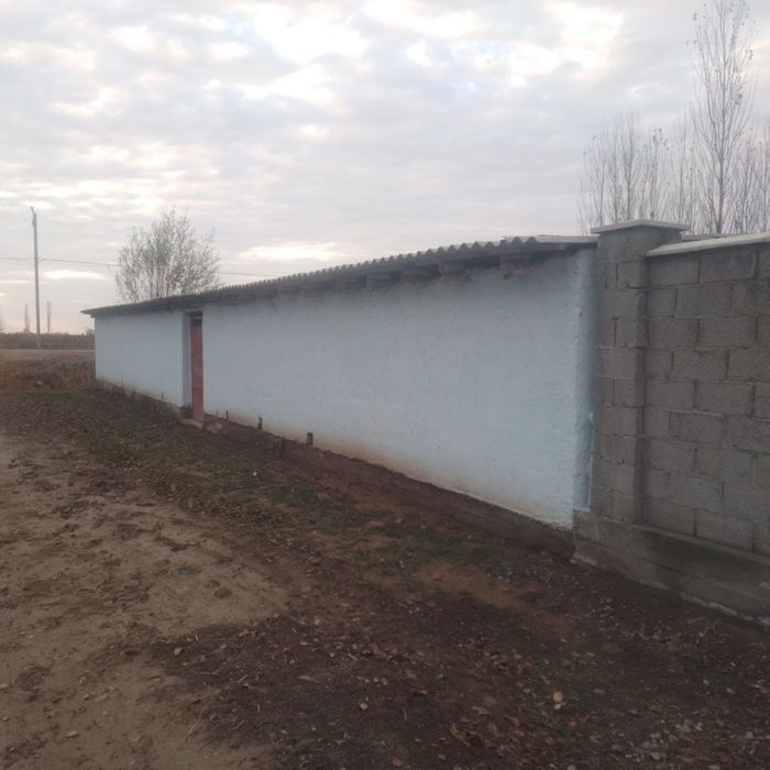 Уй сотилади хамма шаройитлари бор 5 хонали 40 сотих