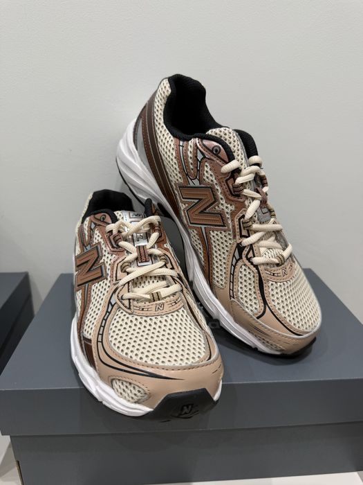 New balance кроссовки 740