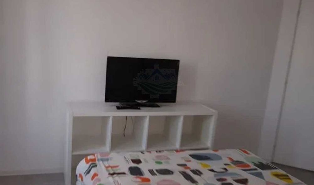 Дава се под наем Едностаен апартамент в Пловдив, Тракия - 45 кв.м за 153 € - Снимка #1