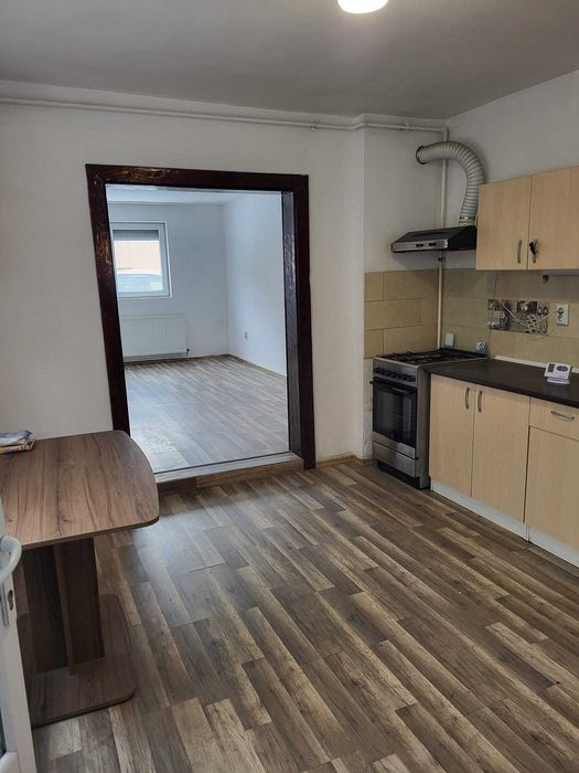 Vand casa saseasca cu garsoniera Com. Bod, jud. Brasov