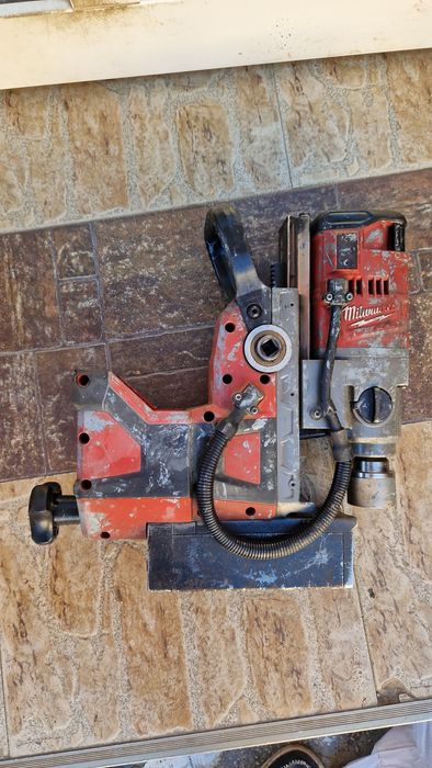 Mașină de găurit cu talpă magnetica  Milwaukee M18 FMDP