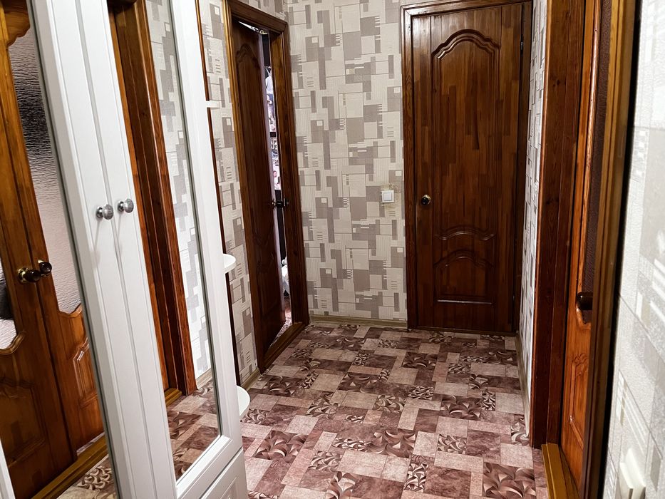 Продам трехкомнатную квартиру