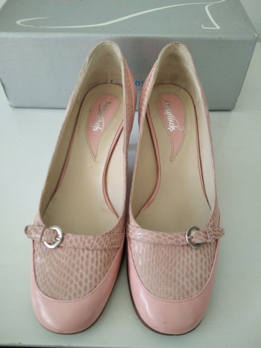 Дамски обувки размер 37