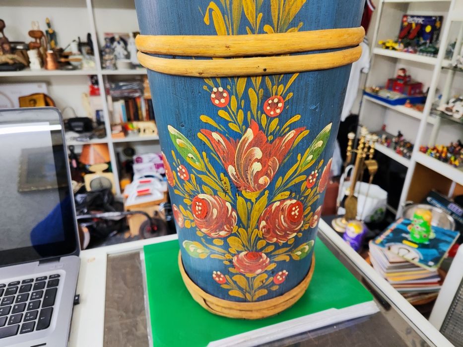 Стара дървена поставка кош Стойка за чадъри