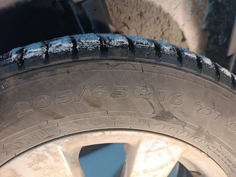 Шины с дисками Тойота