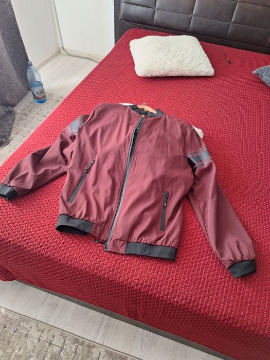 Geaca nouă bărbătească. mar. XL