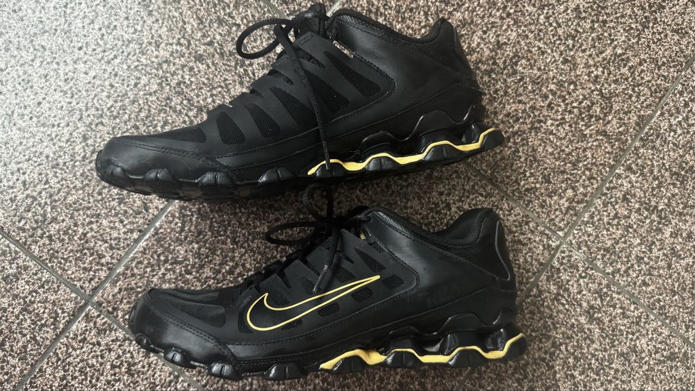 Маратонки Nike REAX 8 TR 44номер