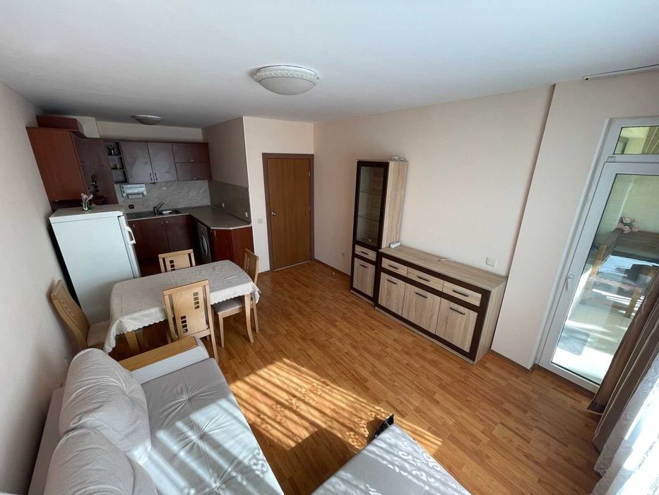 Дава се под наем Двустаен апартамент в к.к. Св.Св. Константин и Елена - 60 кв.м за 600 € - Снимка #10