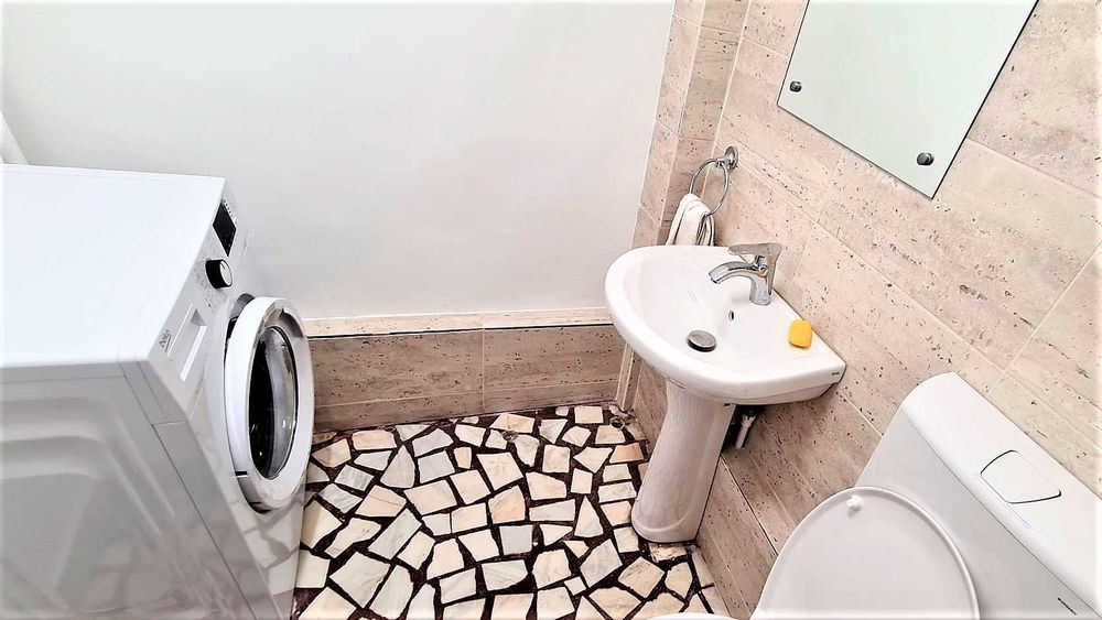 Tineretului-Parc, Metrou, apartament 4 camere renovat, pret 700E