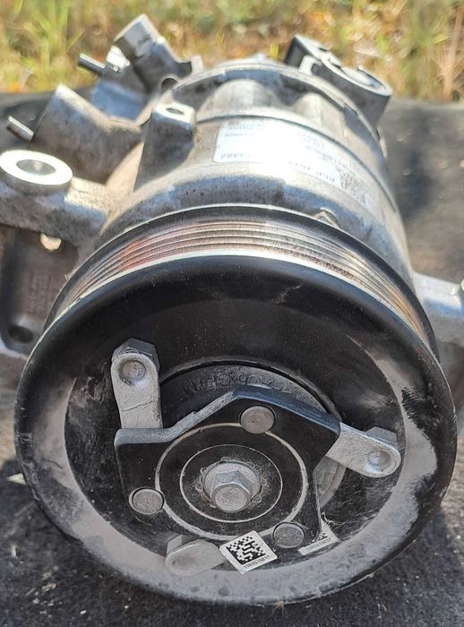 Компресор за Volkswagen Touran II 2015г. 1.6TDI 105к.с