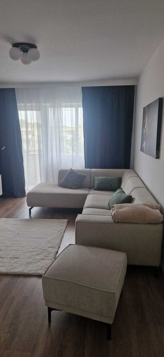 Inchiriez apartament cu 3 camere in Mun. Satu Mare