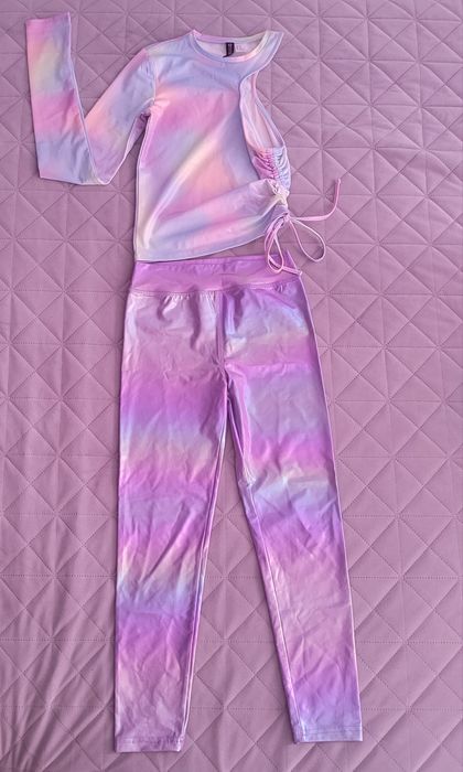 Costum fetita 8-9 ani