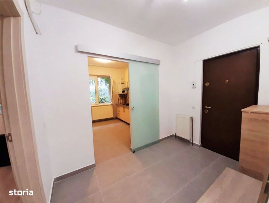 Apartament 3 camere renovat, centrala, 7 minute Metrou Gorjului