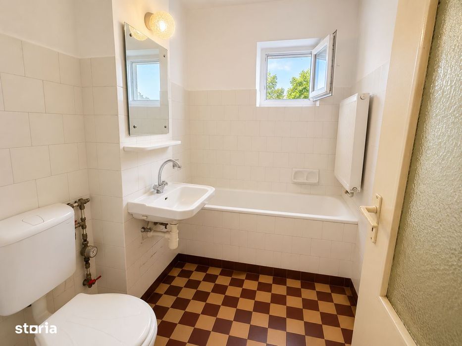 Apartament cu 3 camere, KM 0, Ultracentral - bloc exclusivist - et 3