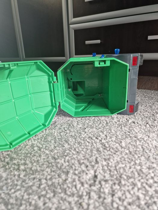 Детски чехли Puma 28 номер, боклукчийски камион