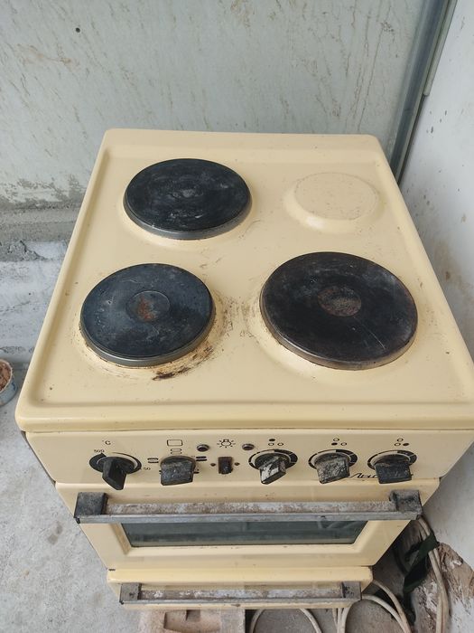 Elektr Plita sotiladi