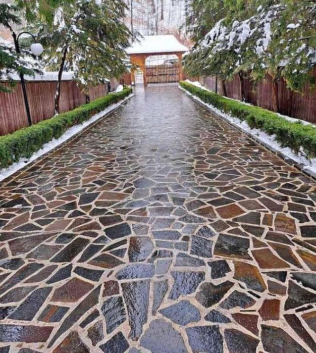 Piatra naturala de munte si montaj profesional