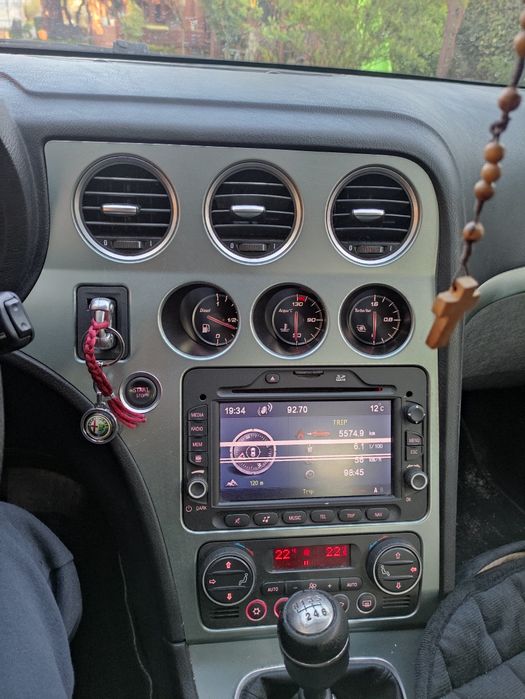 Vând Alfa Romeo 159